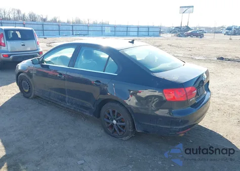 2013 Volkswagen Jetta 2.5L Se z USA, uszkodzony, nr VIN 3VWDX7AJ8DM351946